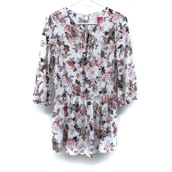 a'gaci Pants - A'GACI White Pink Floral 3/4 Sleeve Lace Up Romper